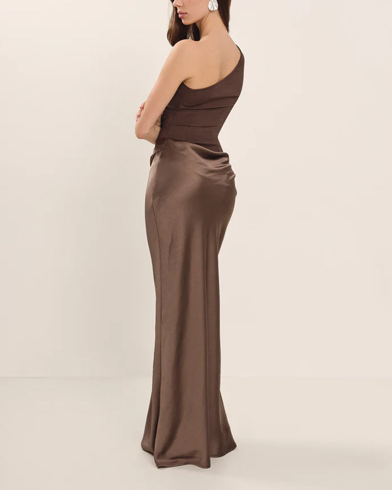 Mocha muse jurk