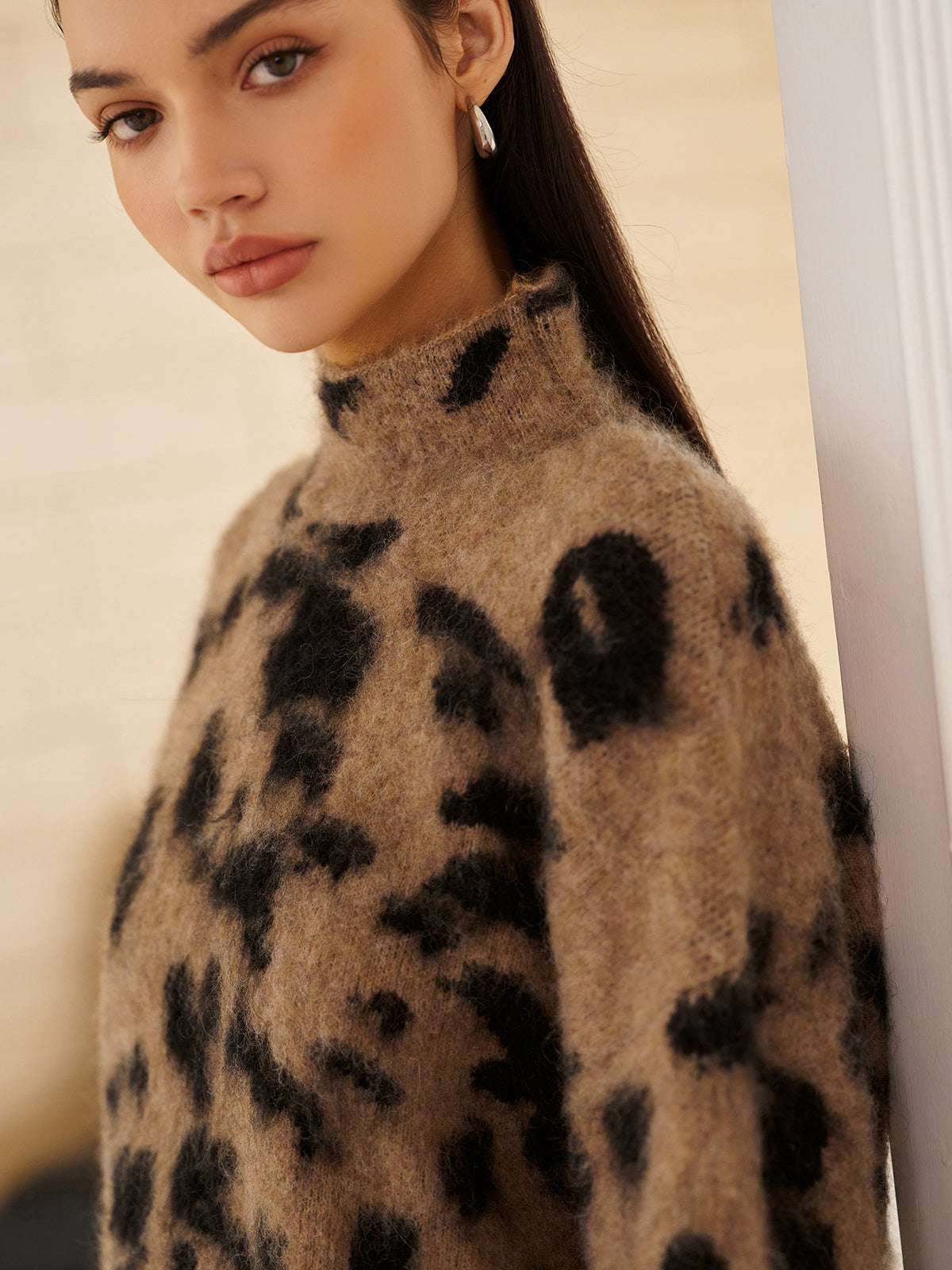 Luxurious fluffy knit with animal print