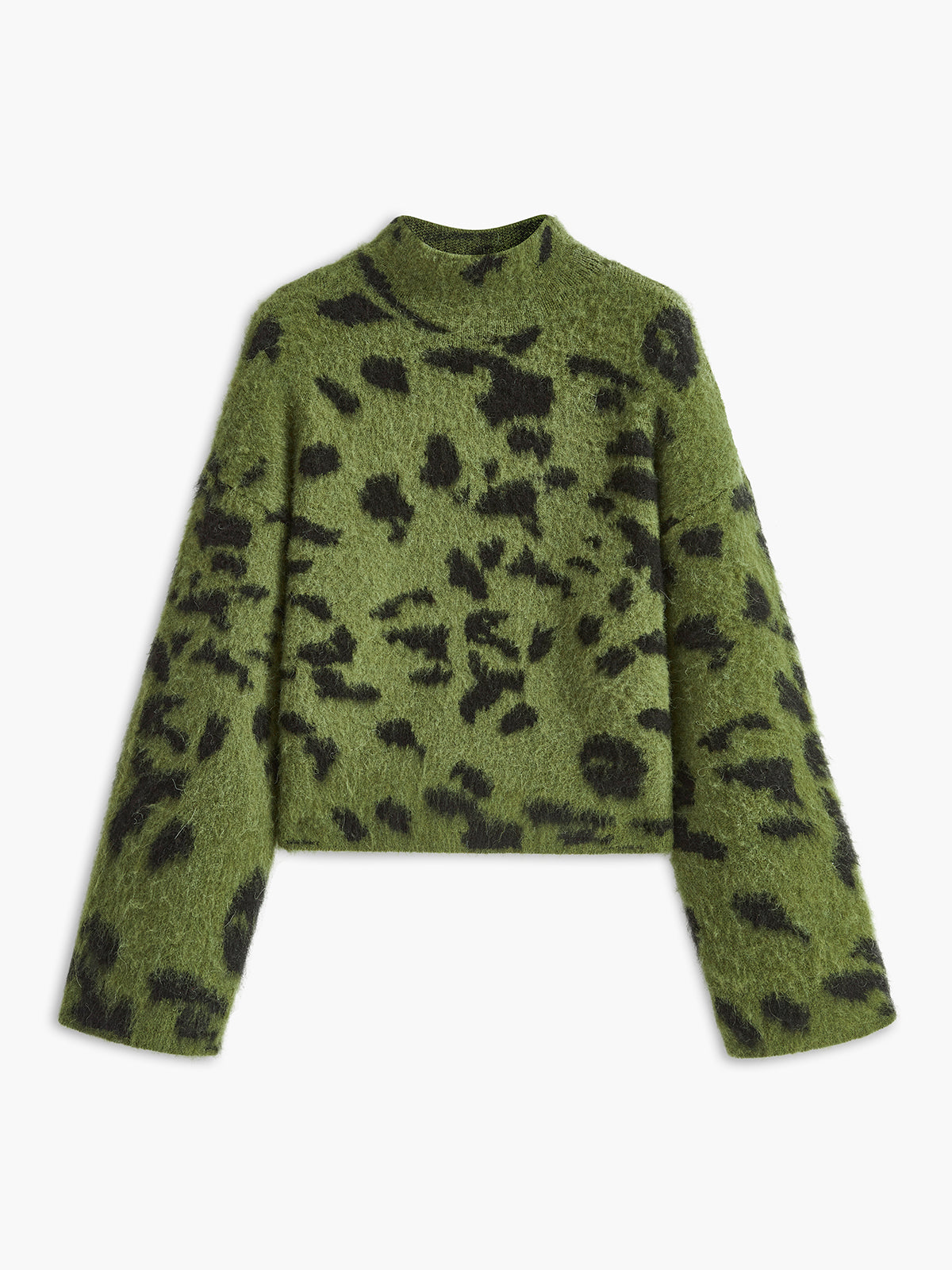 Luxurious fluffy knit with animal print