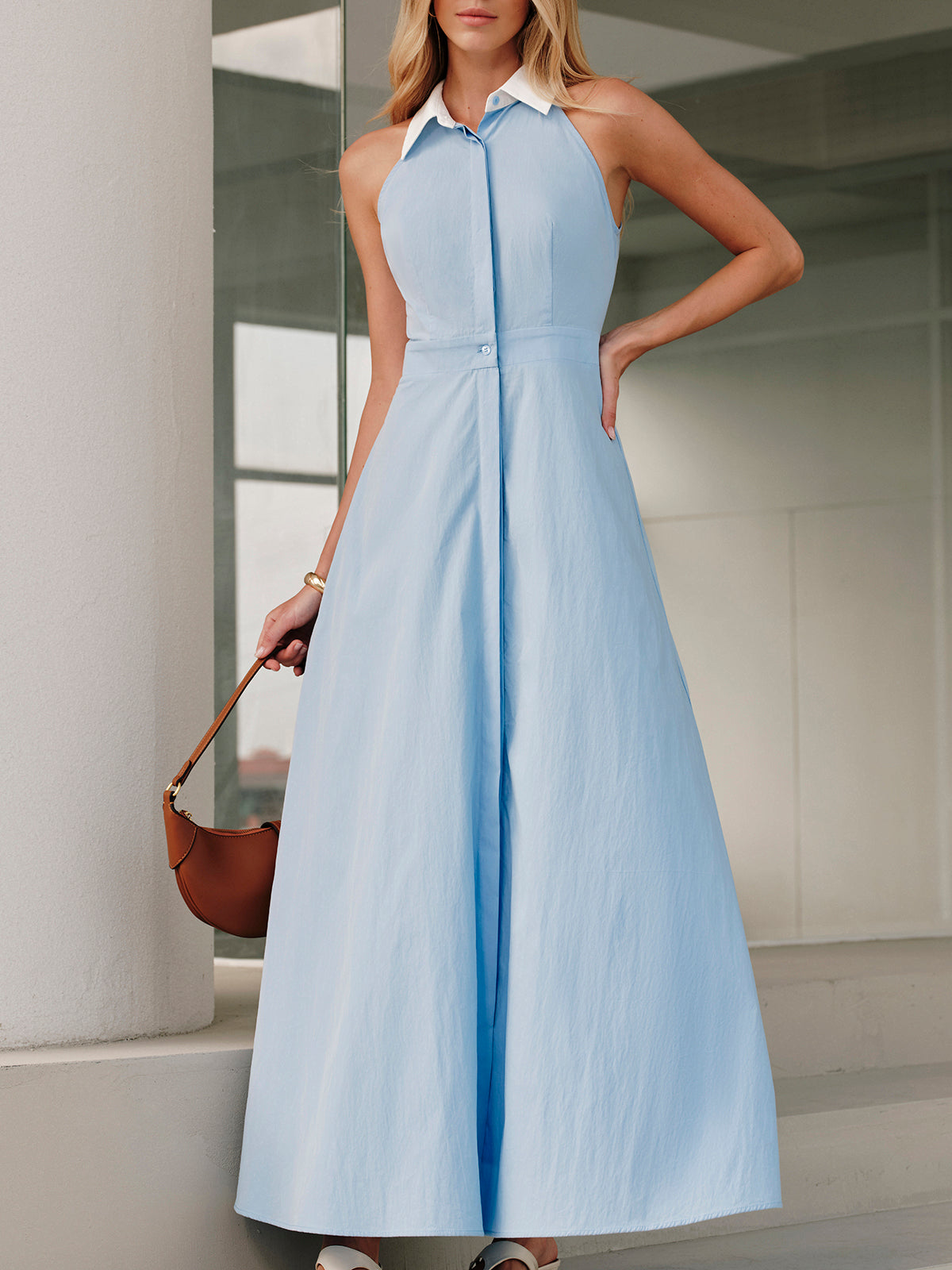 Eleganza Mouwloze Jurk met Knoopsluiting