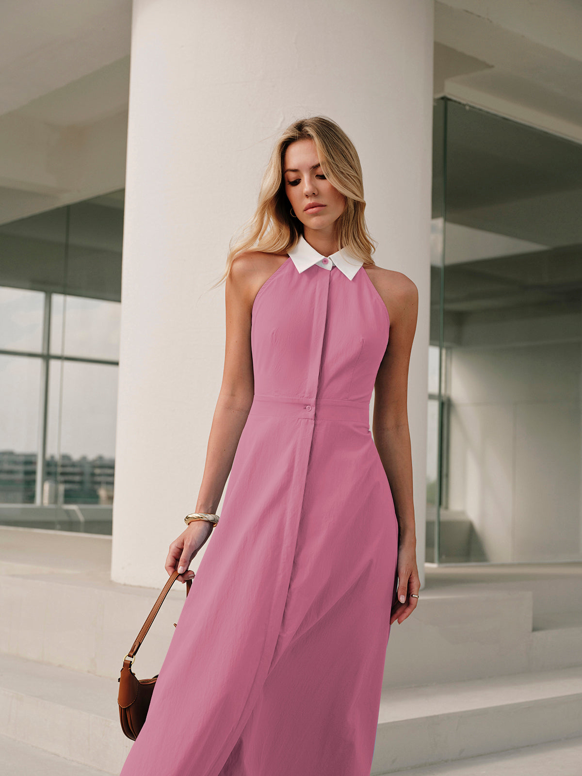 Eleganza Mouwloze Jurk met Knoopsluiting
