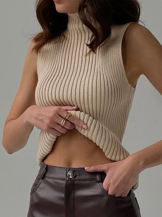Finesse ribbed tank top with stand-up neck 