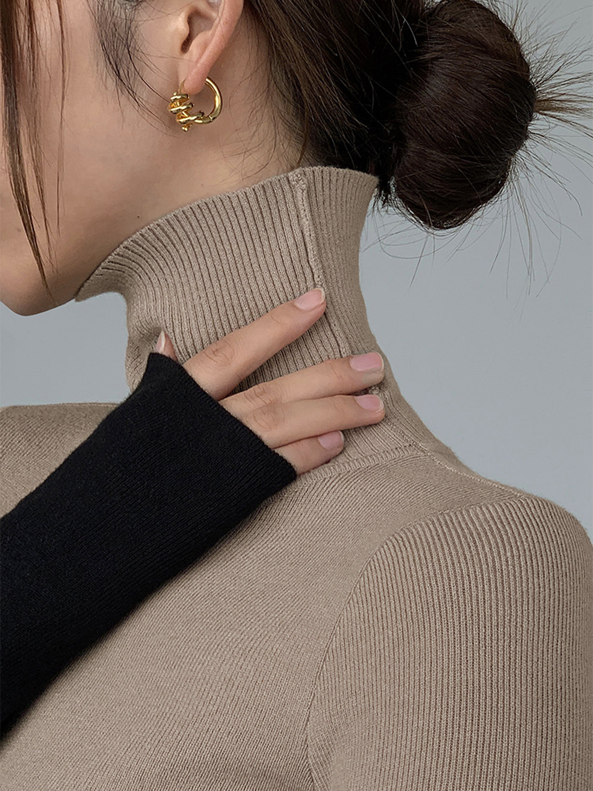 Asymmetria knitted tops 