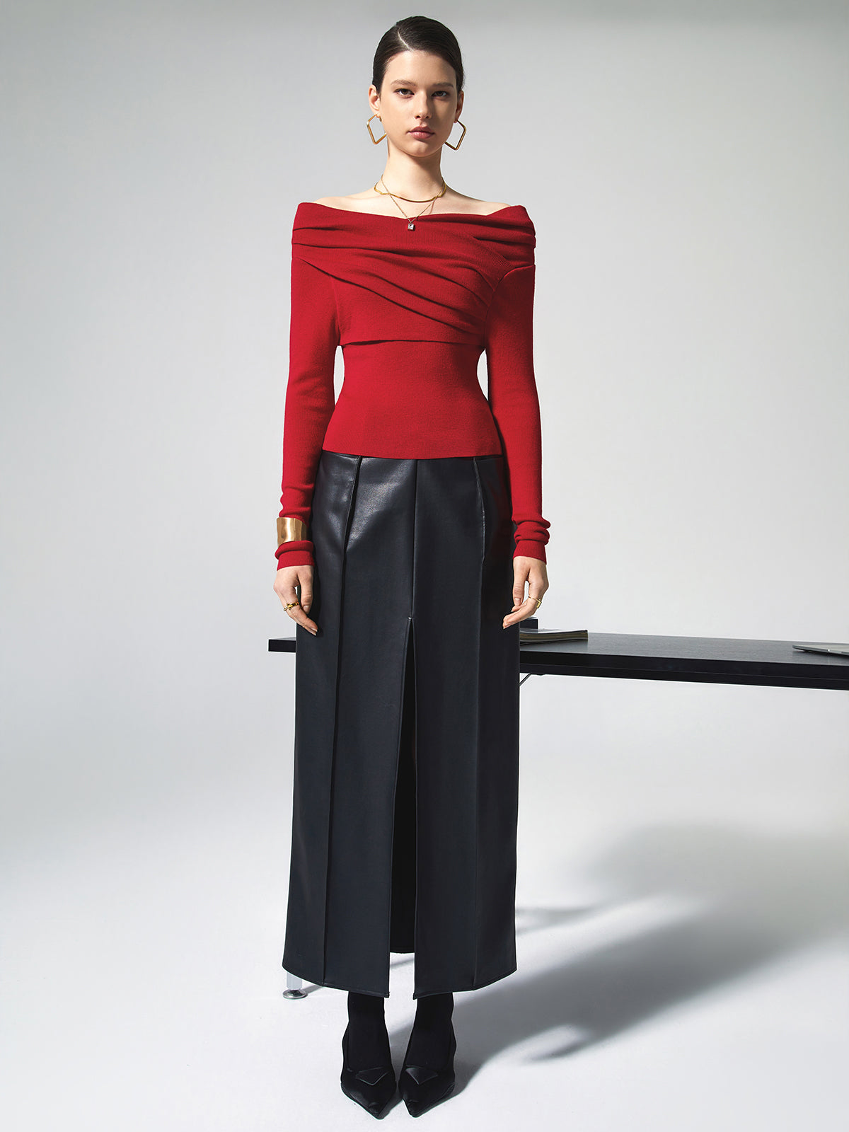 Bella Luxe off-shoulder knitted top 