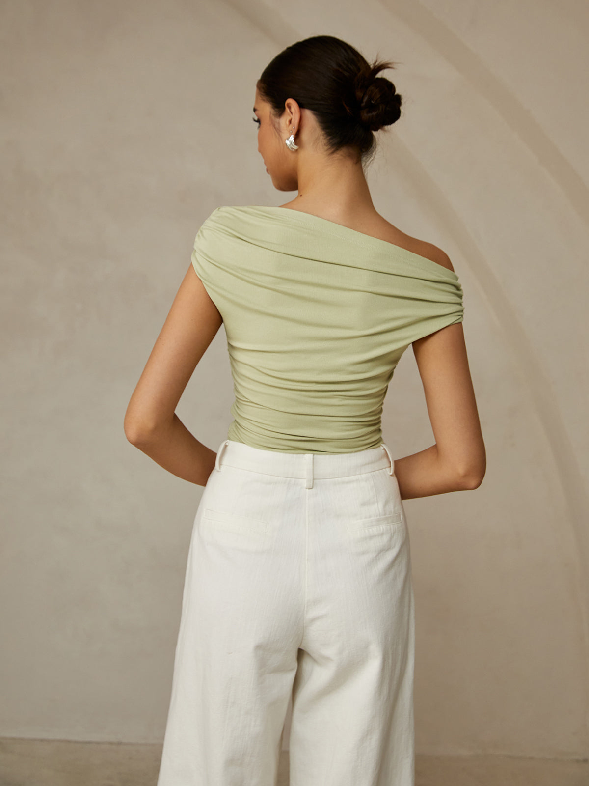 Modern cut top