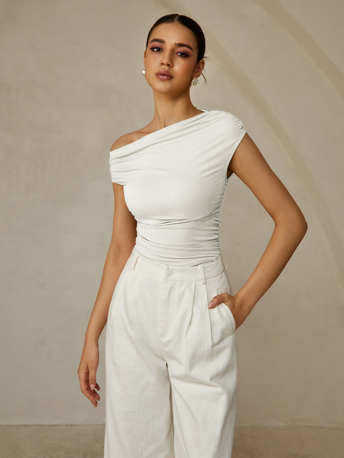 Modern cut top