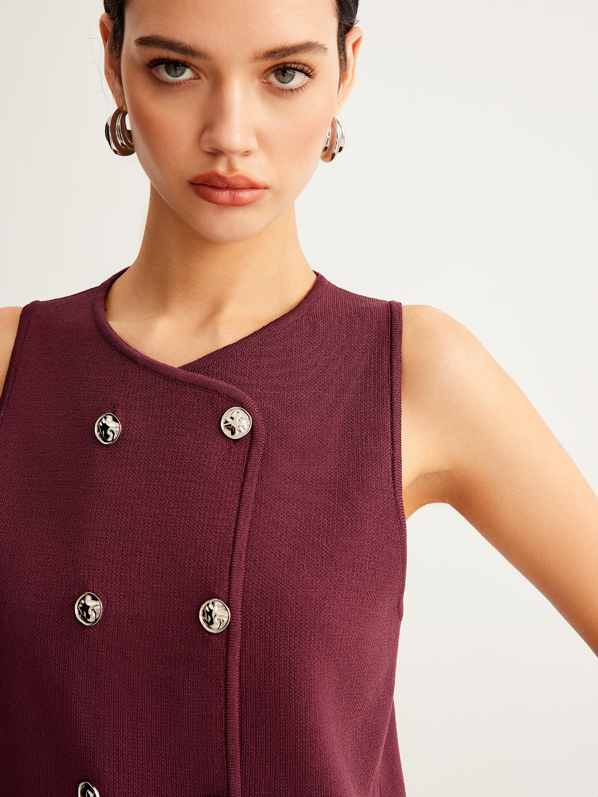 Petite chic button detail pullover vest 