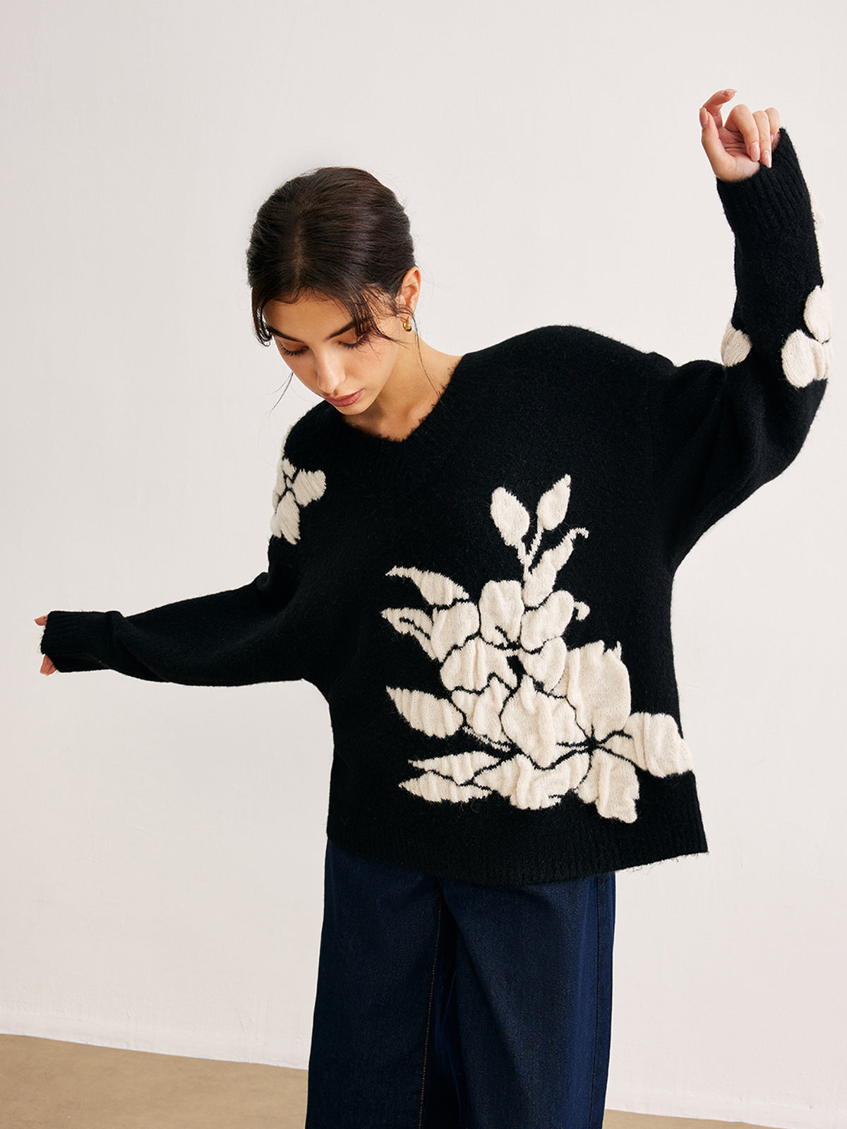 Eleganza v-neck knitted sweater 