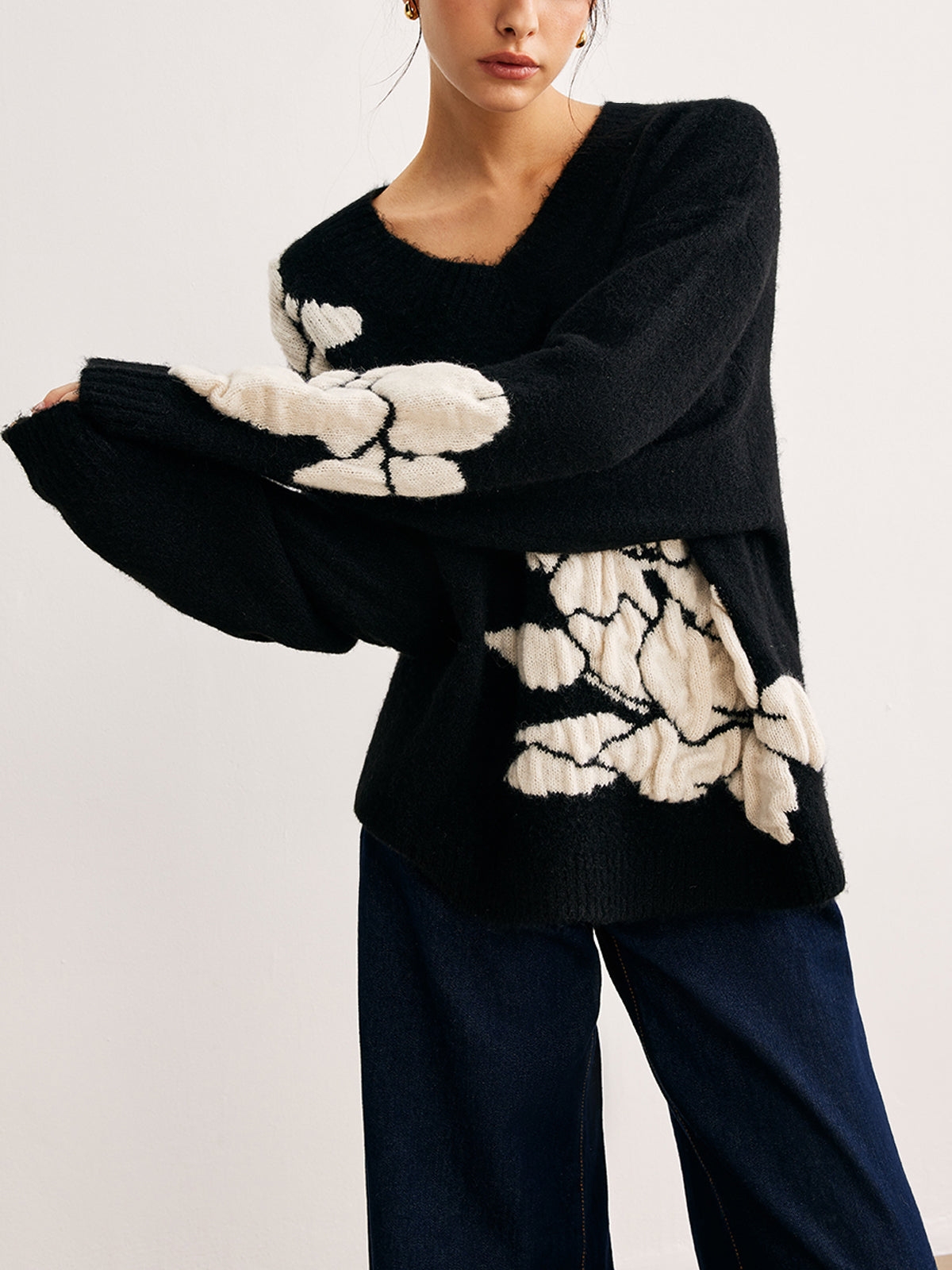 Eleganza v-neck knitted sweater 