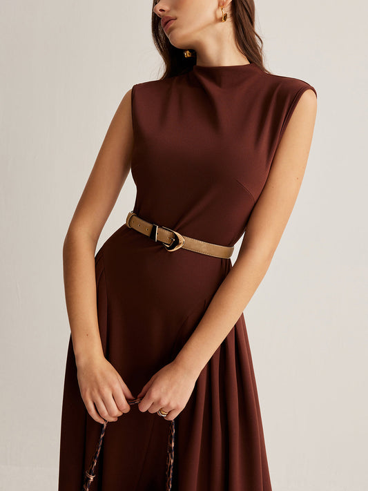 Eleganza slim leather belt with stylish buckle 