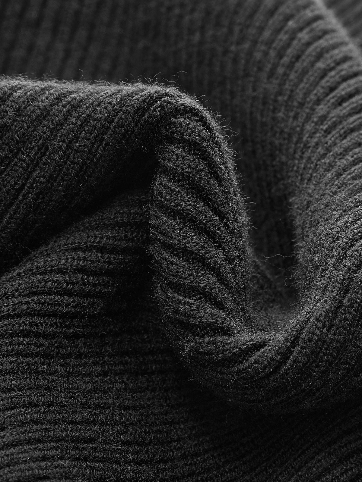 Seductive knitted top 