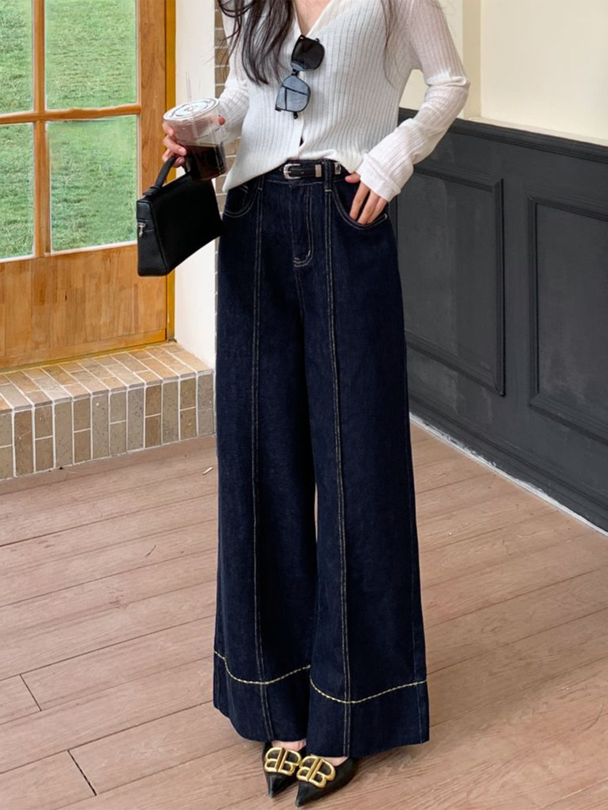 Denim Luxurious wide-leg jeans 